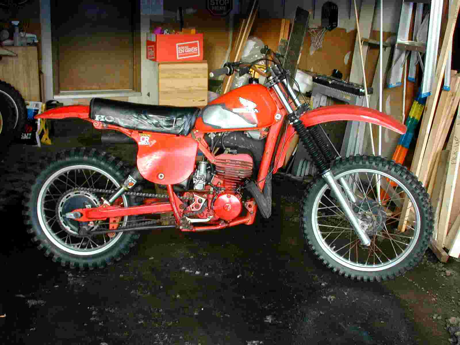 78 Honda CR250.jpg (72453 bytes)